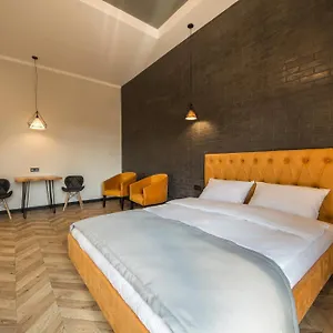 Dayflat Maidan Area Kiev